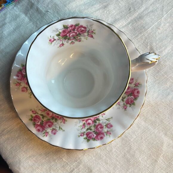 Royal Albert Springtime Series Rose bone China teacup & saucer. - Picture 2 of 8